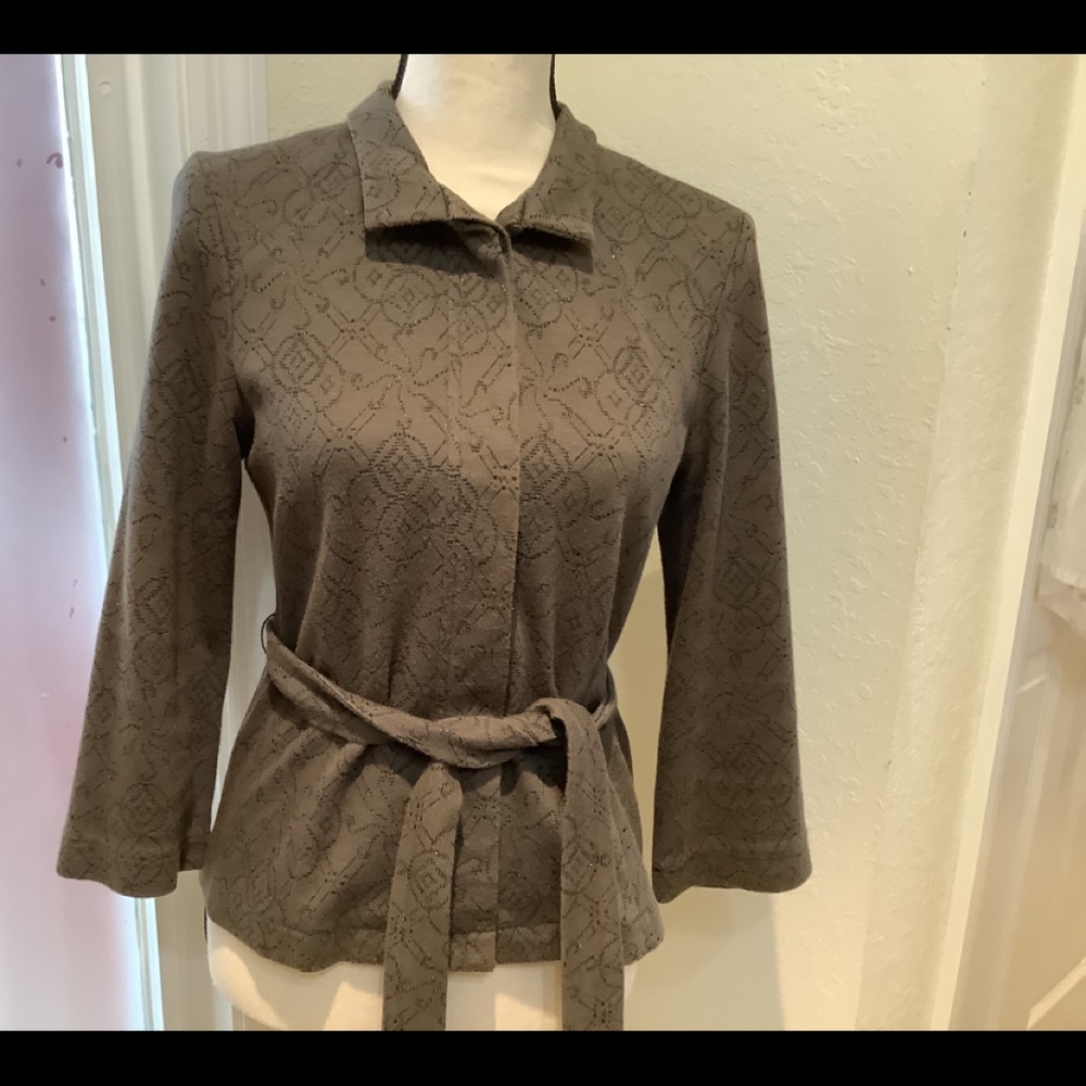 LIGHT BROWN AND BLACK KNIT JACKET